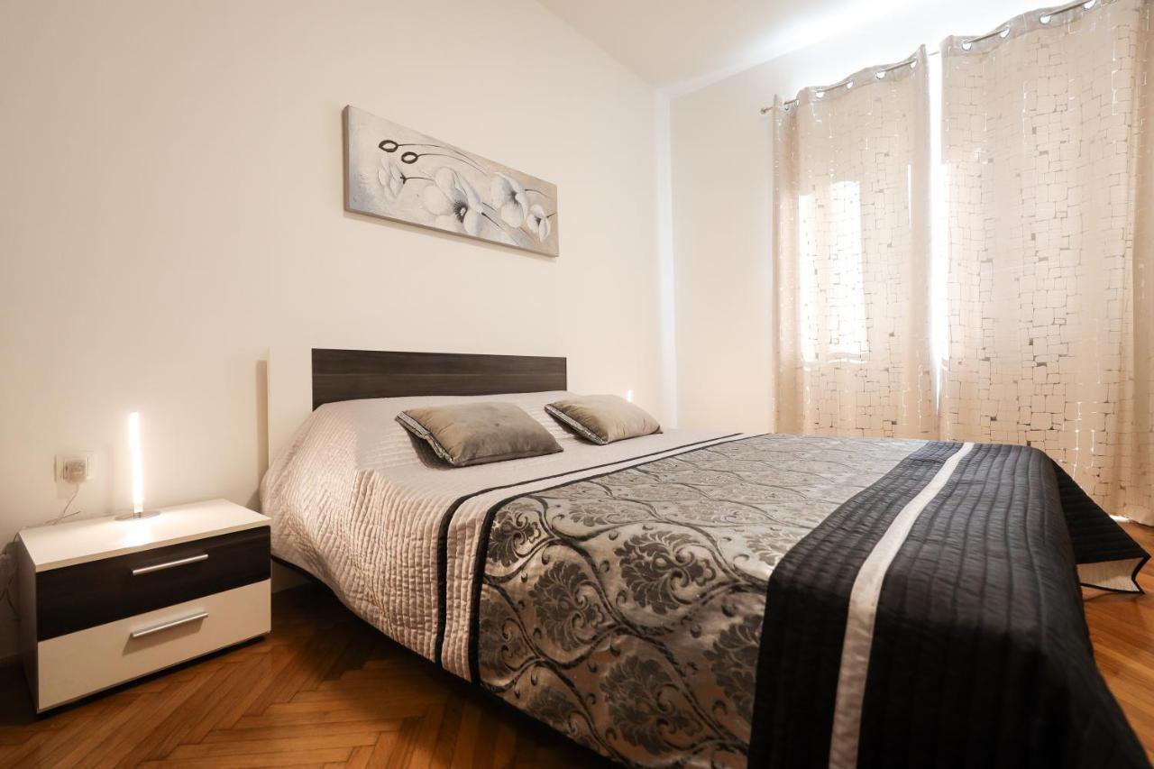 Zara City Center Apartment Exterior photo