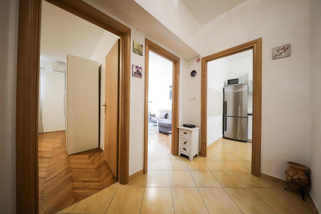 Zara City Center Apartment Exterior photo